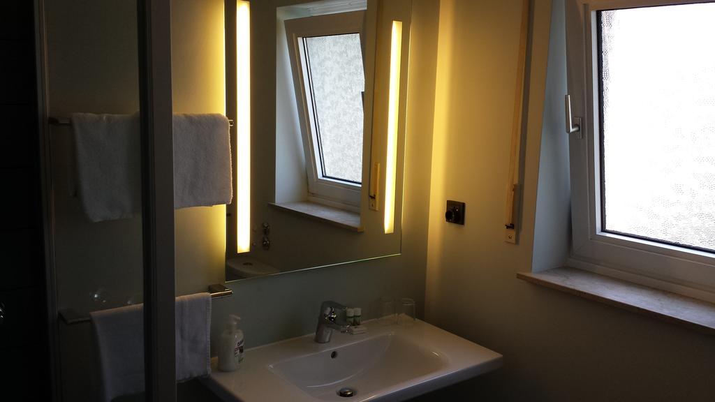 Hotel Henry ドライアイヒ エクステリア 写真